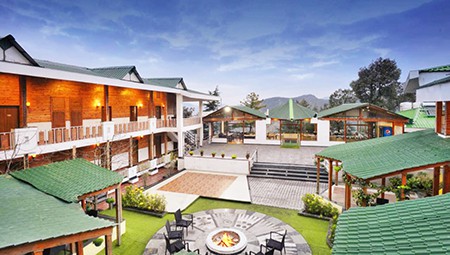 treehouse chail villas